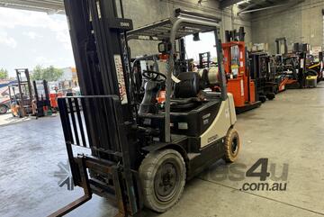 Crown 2.5t High Lift 6.9m LPG Forklift