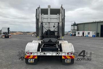 2007 Freightliner Argosy Prime Mover Sleeper Cab