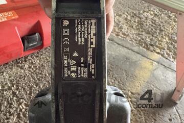 *UNRESERVED* Hilti 150mm Hand Held Concrete Grinder in Carry Case