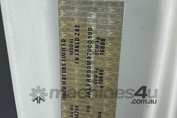 2010 Isuzu FRR500 Curtainsider