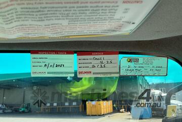 Isuzu 2009   FRR600 LWB EWP