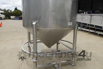 Tank, Stainless Steel Storage (Vert), 3400Lt, 1780mm Dia x 1120mm Straight + 770 mm Cone