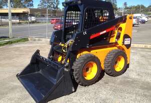 Cougar 5700 Series 3 Skid Steer Loader