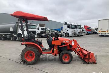 Kubota B2301 HSD Tractor / Loader