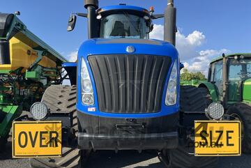 2021 New Holland T9.615 Track Tractors