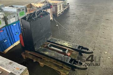 Toyota   Pallet Mover