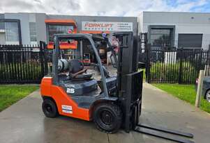 Toyota 2.5T Forklift Container Mast (Unit#:U1029)