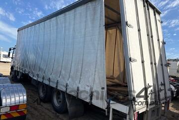 Volvo 2017   FE280 Curtainsider
