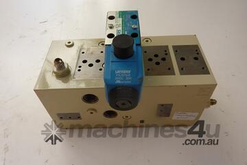 LLOYDS DEALS - Vickers Hydraulic ControlManifold Valve 7022300502 LLOYDS DEALS - Vickers Hydraulic ControlManifold Valve 7022300502