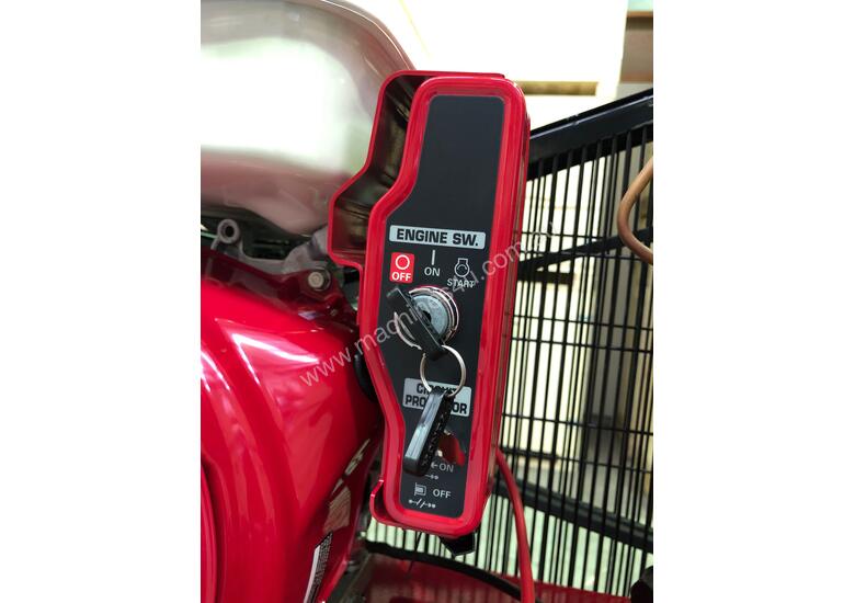 caption BOSS 42 CFM/13HP HONDA PETROL AIR COMPRESSOR