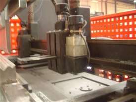 AMADA FBD 8020 5 axis cnc Brake Press - picture1' - Click to enlarge