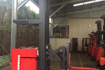 ACTIVE FORKLIFTS - Raymond Electric HIGH Reach Truck 6m-8.5m Lift