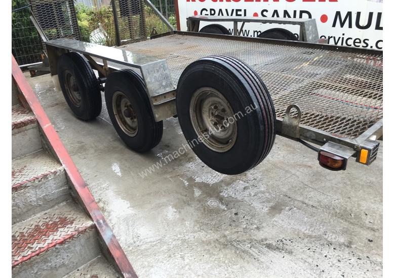 caption Rogers Plant Trailer