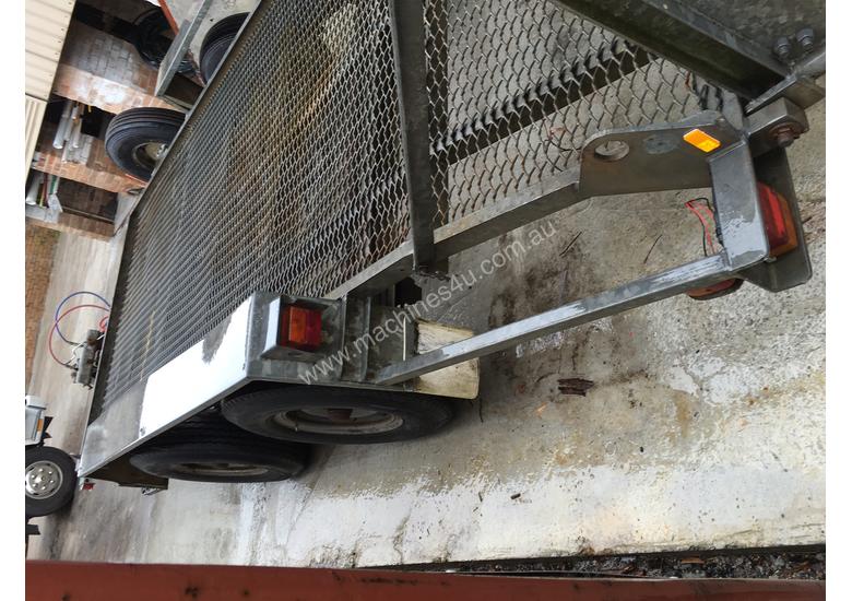 caption Rogers Plant Trailer