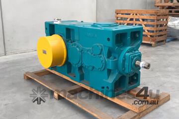 120 kw 160 hp Gearbox 72:1 ratio Hansen