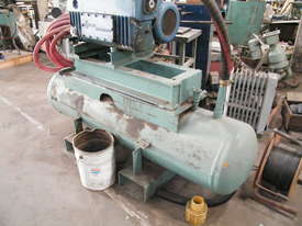 vac pump with tank hi vac - picture0' - Click to enlarge