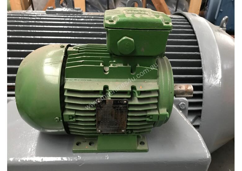 5 Hp Electric Motor >> 0 37 Kw 0 5 Hp 8 Pole 415 V Ac Electric Motor 5 Hp Electric Motor >> 0 37 Kw 0 5 Hp 8 Pole 415 V Ac Electric Motor