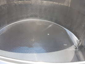 STAINLESS STEEL TANK, MILK VAT 2200 LT - picture2' - Click to enlarge
