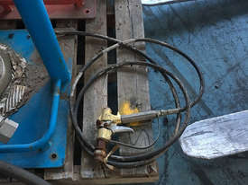 WIWA Airless High Pressure Pump Industrial Coating Application - picture2' - Click to enlarge
