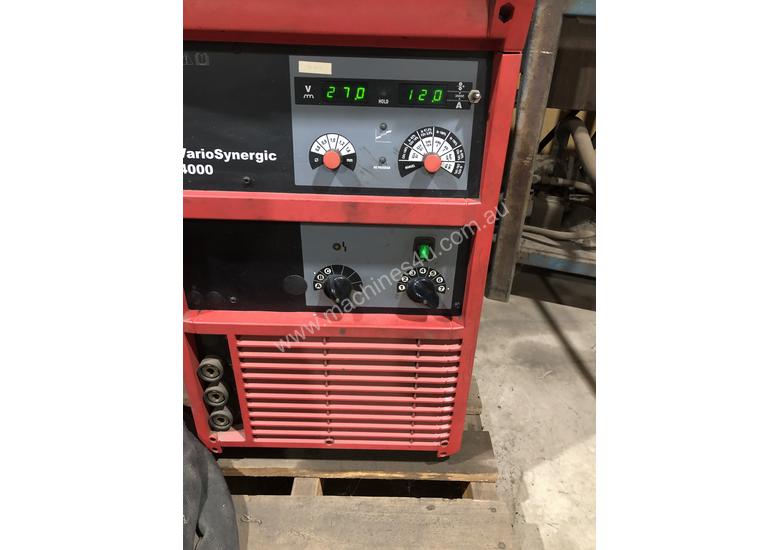 caption Fronius Vario Synergic 4000 Mig Welder