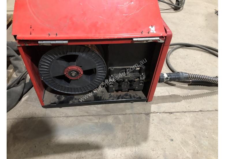 caption Fronius Vario Synergic 4000 Mig Welder