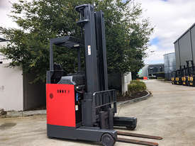 1.4 Battery Electric Sit Down Reach Truck - picture0' - Click to enlarge