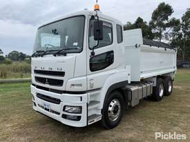 2018 Mitsubishi Fuso FV500 - picture2' - Click to enlarge