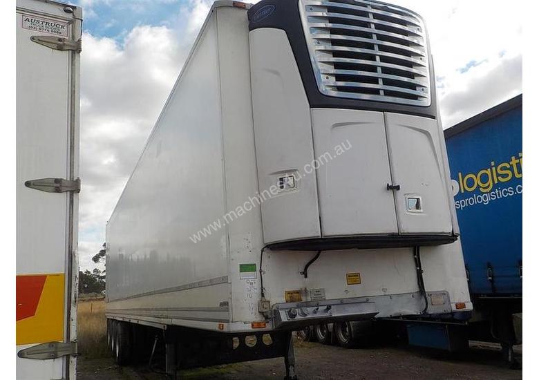 caption Maxitrans ST3