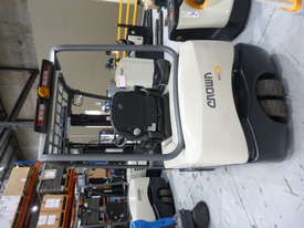 Crown Electric Forklift - SC Series (Perth branch) - picture0' - Click to enlarge