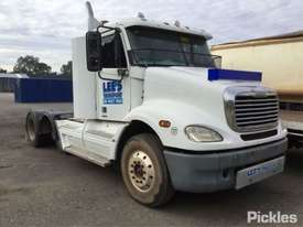 2007 Freightliner Columbia FLX - picture0' - Click to enlarge