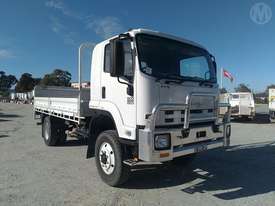 Isuzu FTS 800 - picture0' - Click to enlarge