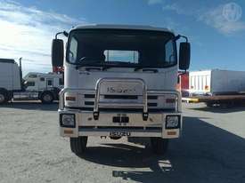 Isuzu FTS 800 - picture0' - Click to enlarge