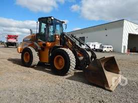 CASE 621E XT Integrated Tool Carrier - picture0' - Click to enlarge