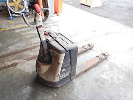 CROWN WP3020 Electric Pallet Jack - picture0' - Click to enlarge