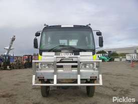 2001 Isuzu FTS750 - picture1' - Click to enlarge