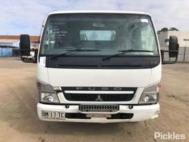 2010 Mitsubishi Canter 2.0 - picture1' - Click to enlarge