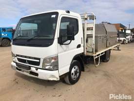 2010 Mitsubishi Canter 2.0 - picture2' - Click to enlarge