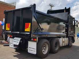 Tipper Body Truck Bin  - picture1' - Click to enlarge