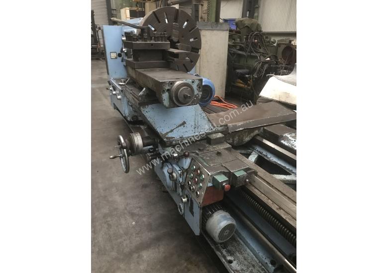 caption Poreba Lathe