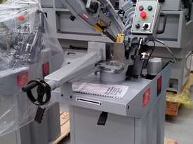new Rich Young Bandsaw - picture0' - Click to enlarge