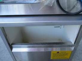 Polar ICE Machine - picture1' - Click to enlarge