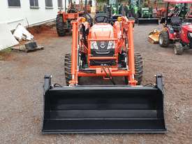 Kioti DK5310 tractor & loader package - picture0' - Click to enlarge