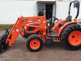 Kioti DK5310 tractor & loader package - picture1' - Click to enlarge