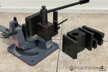 SM-UB100. Bar Bender. Steelmaster Universal Type. 100mm x 6mm Capacity.