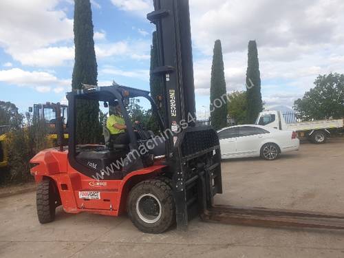 USED 7T DIESEL FORKLIFT WITH LOW 830 HOURS, 6M REACH, SHIFT AND POSITIONING