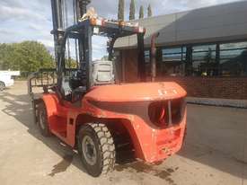 USED 7T DIESEL FORKLIFT WITH LOW 830 HOURS, 6M REACH, SHIFT AND POSITIONING - picture2' - Click to enlarge