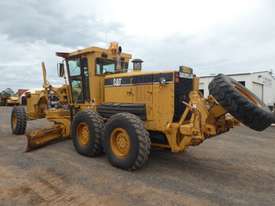 Caterpillar 140H Grader - picture2' - Click to enlarge