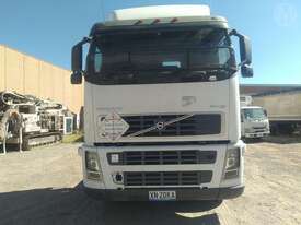 Volvo FH12-460 - picture0' - Click to enlarge