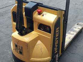  Hyster 1600kg Electric Pallet Mover only $1800+gst! Great valve! - picture0' - Click to enlarge