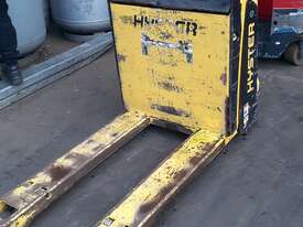  Hyster 1600kg Electric Pallet Mover only $1800+gst! Great valve! - picture1' - Click to enlarge